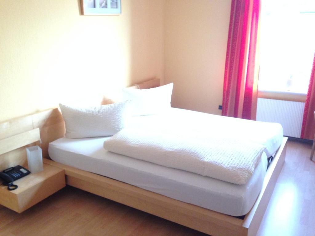 Vierlandentor Hotel Hamburgo Quarto foto